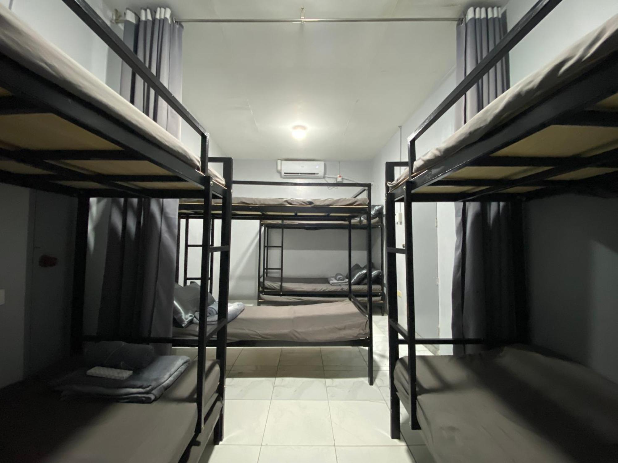 Can Accommodate Up To 10 Guest Near Virac Airport Exterior foto